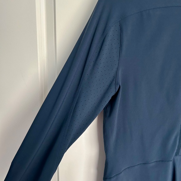 Lululemon Jacket - Picture 2 of 4